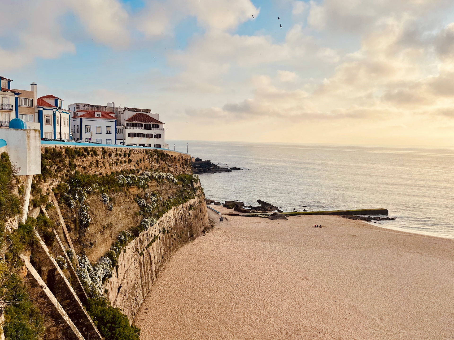 The absolute Lua & Pine holiday guide “Ericeira”